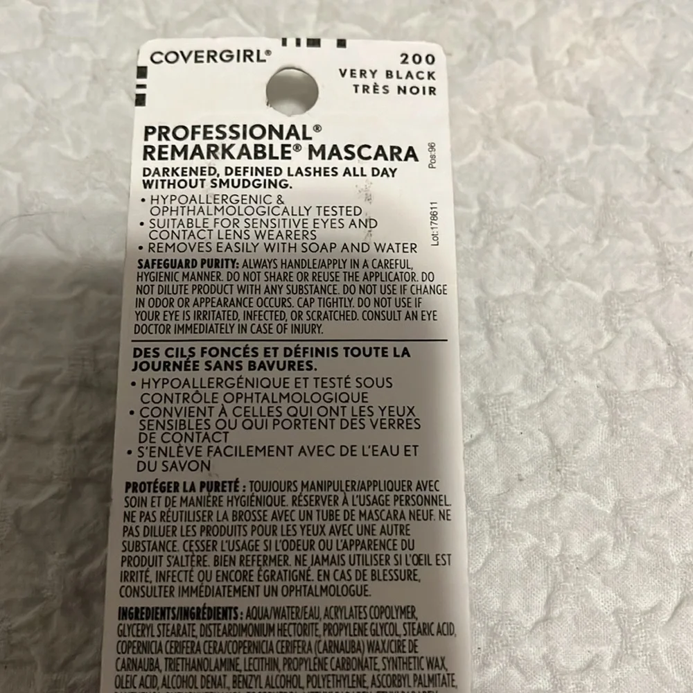 NWT Covergirl Professional Mascara 200 Very Black